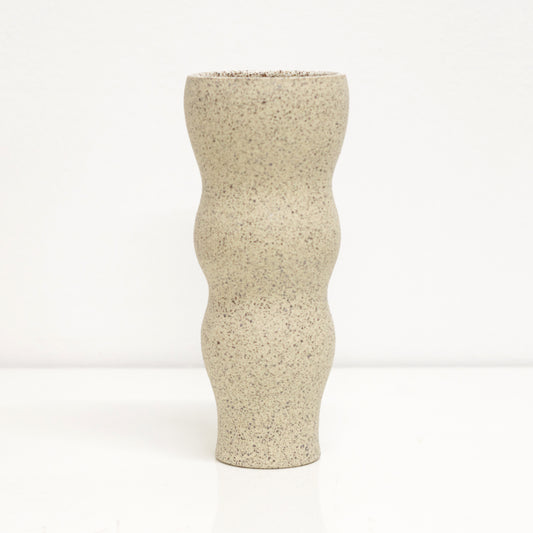 Natural/White Wavy Vase